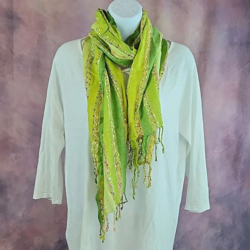 🔹️MaxMara Lime Green Lightweight Scarf/Wrap